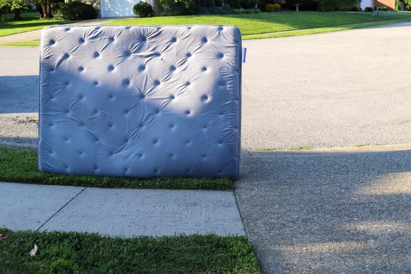 Mattress Removal Service in West Bend