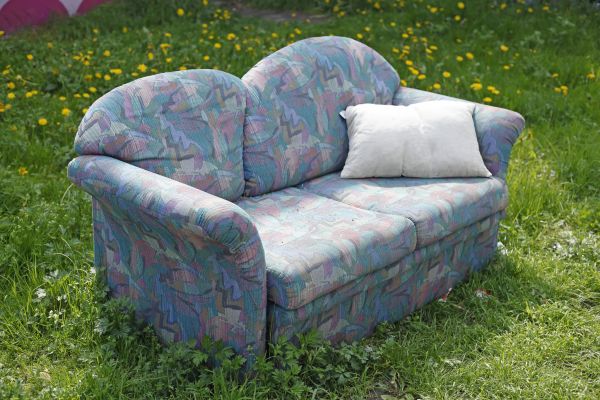 Couch Disposal in West Bend